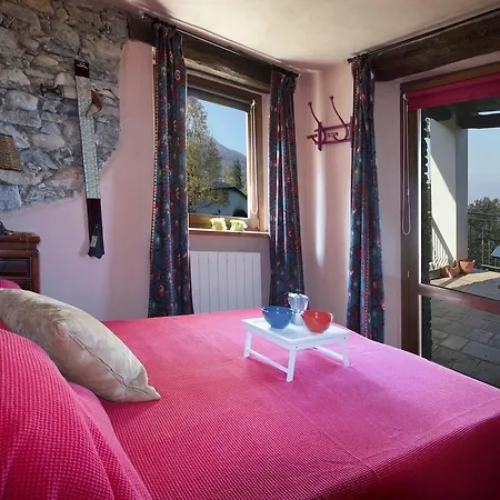 Vista Fantastica Castelveccana
